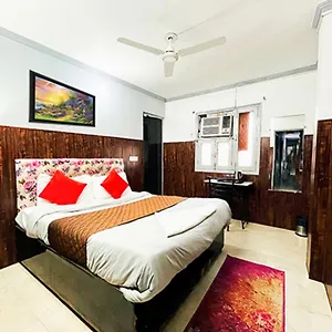 Moti Bagh - Satya Niketan New Delhi